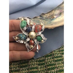 Vintage Sarah Coventry Brooch Pin Leaf Gemstone Brooch Marked